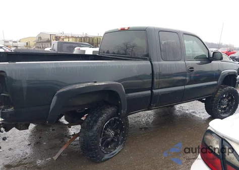 2004 Chevrolet Silverado 1500 Z71 from USA, damaged, VIN 1GCEK19T44E193958